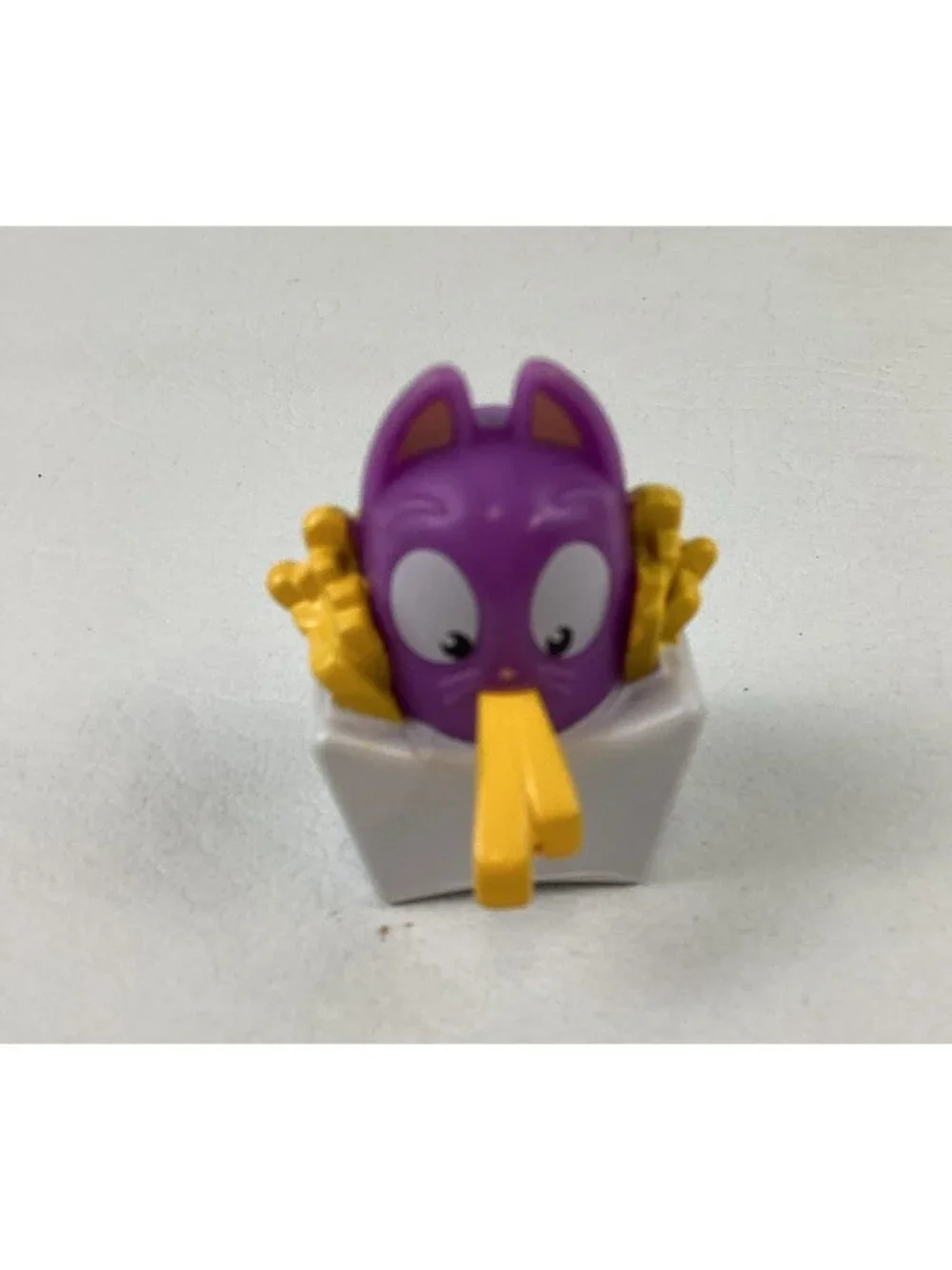 Lost Kitties Stackz Miss Terry Chimi Baller Chewy Blind Box 1.25